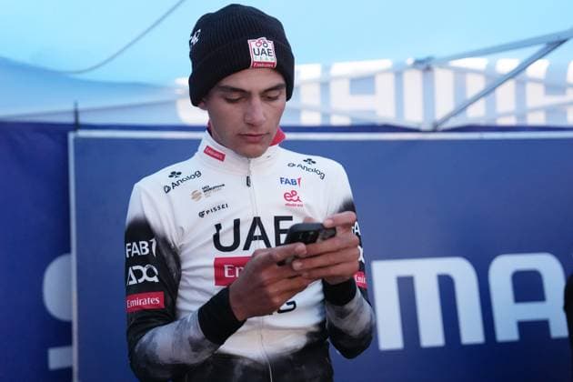 Del Toro Romero Isaac of Uae Team Emirates Xrg during the stage 10 of the Giro d™Italia from Lucca to Pisa Tudor ITT (Individual Time Trial), Italy - Tuesday, May 20, 2025. - cycling.  Copyright: xMassimoxPaolone LaPressex