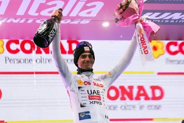 Del Toro Romero Isaac of Uae Team Emirates Xrg during the stage 10 of the Giro d™Italia from Lucca to Pisa Tudor ITT (Individual Time Trial), Italy - Tuesday, May 20, 2025. - cycling.  Copyright: xGianxMattiaxD Alberto LaPressex