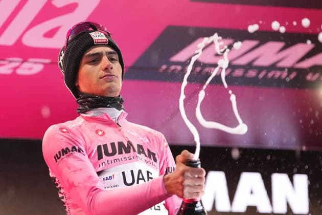 Del Toro Romero Isaac of Uae Team Emirates Xrg during the stage 10 of the Giro d™Italia from Lucca to Pisa Tudor ITT (Individual Time Trial), Italy - Tuesday, May 20, 2025. - cycling.  Copyright: xGianxMattiaxD Alberto LaPressex