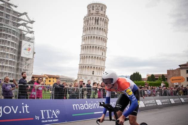 Sport Themen der Woche KW21 Sport Bilder des Tages Hoole Daan of Lidl-Trek during the stage 10 of the Giro dÕItalia from Lucca to Pisa Tudor ITT (Individual Time Trial), Italy - Tuesday, May 20, 2025. - cycling.  Copyright: xMarcoxAlpozzi LaPressex