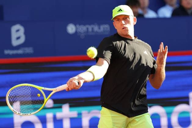 GER, Hamburg, xFSx , ATP, Tennis Herren 500 , Herren Tennistunier Bitpanda Hamburg Open 2025, Sechzehntelfinale 20.05.2025 Alejandro Davidovich Fokina (ESP) spielt einen Vorhand Copyright: HMBxMedia FernandoxSoares