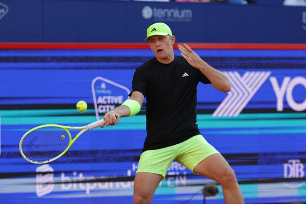 GER, Hamburg, xFSx , ATP, Tennis Herren 500 , Herren Tennistunier Bitpanda Hamburg Open 2025, Sechzehntelfinale 20.05.2025 Alejandro Davidovich Fokina (ESP) spielt einen Vorhand Copyright: HMBxMedia FernandoxSoares
