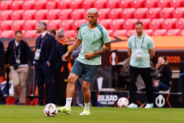 Richarlison seen during Official Training session of Tottenham Hotspur FC before UEFA Europa League Final (Maciej Rogowski) Bilbao San Mames Spain Copyright: xMaciejxRogowskix tottenhamtraining2425-56