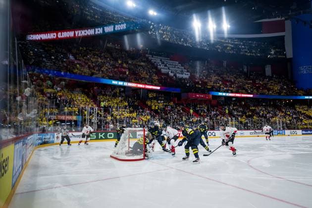 250520 Goaltender Jacob Markström of Sweden and Travis Sanheim of Canada during the 2025 IIHF Ice hockey, Eishockey World Championship, WM, Weltmeisterschaft group stage game between Sweden and Canada on May 20, 2025 in Stockholm. Photo: Joel Marklund BILDBYRAN kod JM JM0689 ishockey ice hockey ishockey-vm 2025 vm 2025 iihf world championship sverige sweden kanada canada bbeng gruppspel Copyright: JOELxMARKLUND BB250520JM015