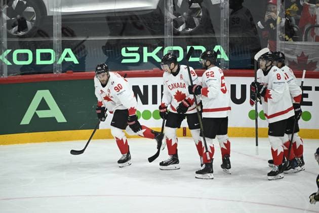 STOCKHOLM, SWEDEN 20250520 Canada s Ryan O Reilly ( 90) celebrates his 1-3 goal with team mates during the IIHF Ice hockey, Eishockey World Championship, WM, Weltmeisterschaft group A match between Sweden and Canada at Avicii Arena in Stockholm, Sweden, on May 20, 2025. STOCKHOLM SWEDEN x10080x