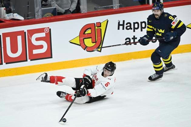 STOCKHOLM, SWEDEN 20250520 Canada s Travis Sanheim and Sweden s Filip Forsberg during the IIHF Ice hockey, Eishockey World Championship, WM, Weltmeisterschaft group A match between Sweden and Canada at Avicii Arena in Stockholm, Sweden, on May 20, 2025. STOCKHOLM SWEDEN x10080x