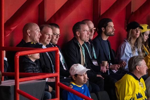 250520 Mats Sundin, Nicklas Lidström with prince Daniel and prince Carl-Philip of Sweden during the 2025 IIHF Ice hockey, Eishockey World Championship, WM, Weltmeisterschaft group stage game between Sweden and Canada on May 20, 2025 in Stockholm. Photo: Simon Hastegard BILDBYRAN kod SH JM0689 ishockey ice hockey ishockey-vm 2025 vm 2025 iihf world championship sverige sweden kanada canada bbeng gruppspel Copyright: SIMONxHASTEGARD BB250520SH026
