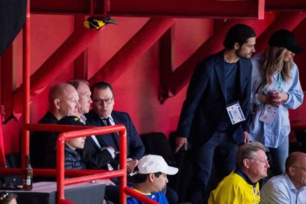 250520 Mats Sundin, Nicklas Lidström with prince Daniel and prince Carl-Philip of Sweden during the 2025 IIHF Ice hockey, Eishockey World Championship, WM, Weltmeisterschaft group stage game between Sweden and Canada on May 20, 2025 in Stockholm. Photo: Simon Hastegard BILDBYRAN kod SH JM0689 ishockey ice hockey ishockey-vm 2025 vm 2025 iihf world championship sverige sweden kanada canada bbeng gruppspel Copyright: SIMONxHASTEGARD BB250520SH027