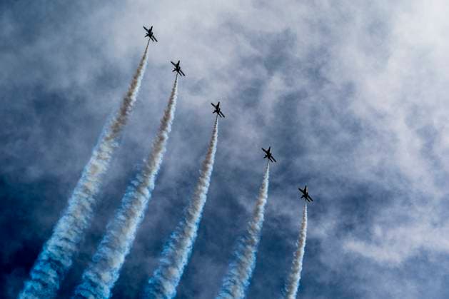 Sport Themen der Woche KW21 Sport Bilder des Tages May 20, 2025, Annapolis, Md, USA: The Blue Angels conduct their practice performance for their annual show and flight performance during Commissioning Week at the United States Naval Academy in Annapolis, Maryland on May 20, 2025. The U.S. Navy s elite Flight Demonstration Squadron rehearsed Tuesday over the Severn River. ESW CSM Annapolis USA - ZUMAcs17 20250520_faf_cs17_013 Copyright: xScottxSeriox