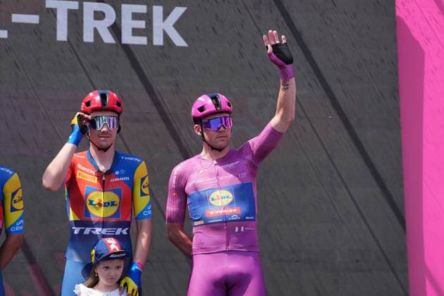 Pedersen Mads of Lidl-Trek, cyclamen jersey, during the stage 11 of the Giro d™Italia from Viareggio to Castelnovo ne Monti, Italy - Wednesday, May 21, 2025. - cycling.  Copyright: xGianxMattiaxD Alberto LaPressex