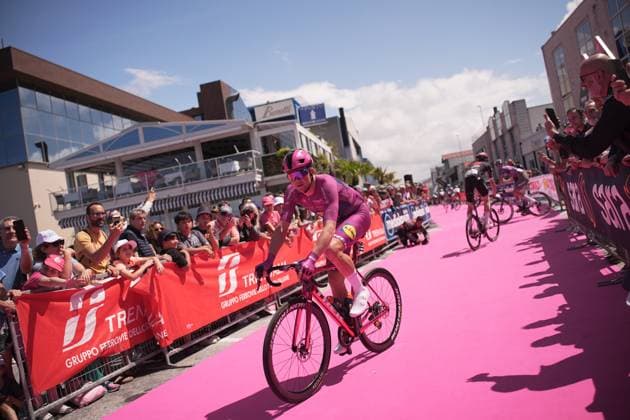 Pedersen Mads of Lidl-Trek, cyclamen jersey, during the stage 11 of the Giro d™Italia from Viareggio to Castelnovo ne Monti, Italy - Wednesday, May 21, 2025. - cycling.  Copyright: xMarcoxAlpozzi LaPressex