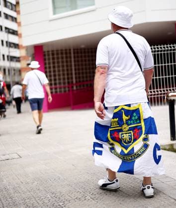 Tottenham fans seen around the city. Tottenham Hotspur v Manchester United, ManU Europa League Final, Football, San Mames Stadium, Bilbao, Spain - 21 May 2025 EDITORIAL USE ONLY No use with unauthorised audio, video, data, fixture lists, club league logos or live services. Online in-match use limited to 120 images, no video emulation. No use in betting, games or single club league player publications. Copyright: xJamesxMarsh Shutterstockx 15312890f
