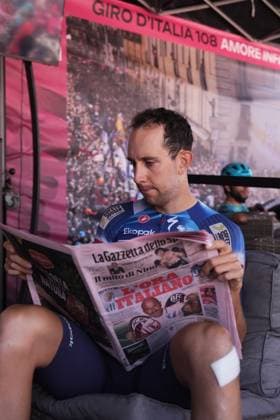Cerny Josef of Soudal Quick-Step relax before the stage 11 of the Giro d™Italia from Viareggio to Castelnovo ne Monti, Italy - Wednesday, May 21, 2025. - cycling.  Copyright: xMassimoxPaolone LaPressex