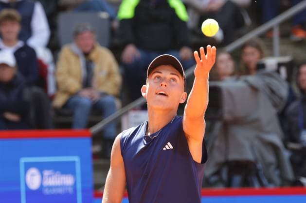 GER, Hamburg, xFSx , ATP, Tennis Herren 500 , Herren Tennistunier Bitpanda Hamburg Open 2025, Achtelfinale 21.05.2025 Justin Engel (GER) macht einen Aufschlag Copyright: HMBxMedia FernandoxSoares