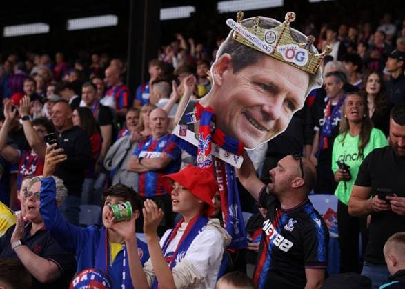 London, England, 20th May 2025. Crystal Palace fans with a cardboard cut out, Freisteller of Oliver Glasner, Manager of Crystal Palace during the Crystal Palace vs Wolverhampton Wanderers Premier League match at Selhurst Park, London. Picture credit should read: Paul Terry Sportimage EDITORIAL USE ONLY. No use with unauthorised audio, video, data, fixture lists, club league logos or live services. Online in-match use limited to 120 images, no video emulation. No use in betting, games or single club league player publications. SPI_129_PT_Crystal_Palace_Wolves SPI-3953-0129