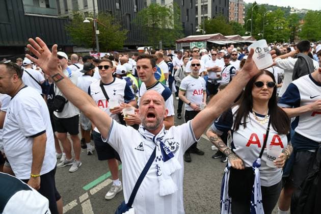 Bilbao se prepara para la final de la UEFA Europa League Aficionados del Tottenham antes del partido entre el Manchester United, ManU y el Tottenham con motivo de la final de la Europa League, a 21 de mayo de 2025, en Bilbao, Vizcaya, País Vasco (Espana). El estadio de San Mamés acoge el partido entre el Manchester United y el Tottenham que decidirá el campeón de la división de plata europea. La final es el mayor evento celebrado en Bilbao hasta la fecha. 21 MAYO 2025;UEFA;EUROPA LEAGUE;MANCHESTER;TOTTHAM;FUTBOL Bilbao, Vizcaya (Pais Vasco) Bilbao, Vizcaya (Pais Vasco) Espana Copyright: xDavidxdexHarox 6737937