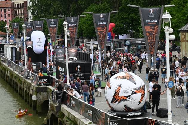 Bilbao se prepara para la final de la UEFA Europa League Fans visitan el centro de la ciudad antes del partido entre el Manchester United, ManU y el Tottenham con motivo de la final de la Europa League, a 21 de mayo de 2025, en Bilbao, Vizcaya, País Vasco (Espana). El estadio de San Mamés acoge el partido entre el Manchester United y el Tottenham que decidirá el campeón de la división de plata europea. La final es el mayor evento celebrado en Bilbao hasta la fecha. 21 MAYO 2025 Bilbao, Vizcaya (Pais Vasco) Bilbao, Vizcaya (Pais Vasco) Espana Copyright: xDavidxdexHarox 6738508