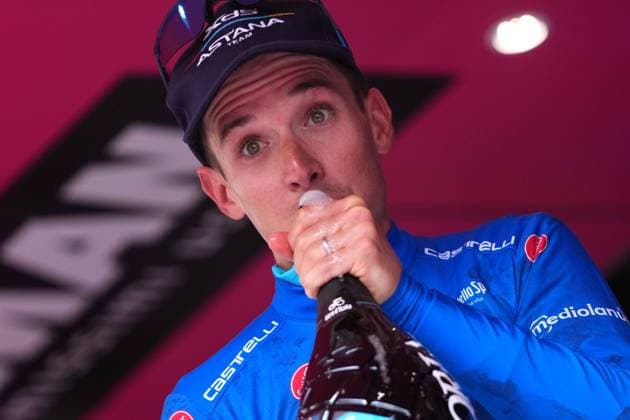 Fortunato Lorenzo of Xds Astana Team azure jersey on the podium during the stage 11 of the Giro d™Italia from Viareggio to Castelnovo ne Monti, Italy - Wednesday, May 21, 2025. - cycling.  Copyright: xGianxMattiaxD Alberto LaPressex