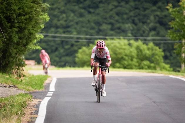 Ecuador s Richard Carapaz of Ef Education - Easypost Team competes during the stage 11 of the Giro d™Italia from Viareggio to Castelnovo ne™ Monti, Italy - Wednesday, May 21, 2025. - cycling.  Copyright: xMarcoxAlpozzi LaPressex
