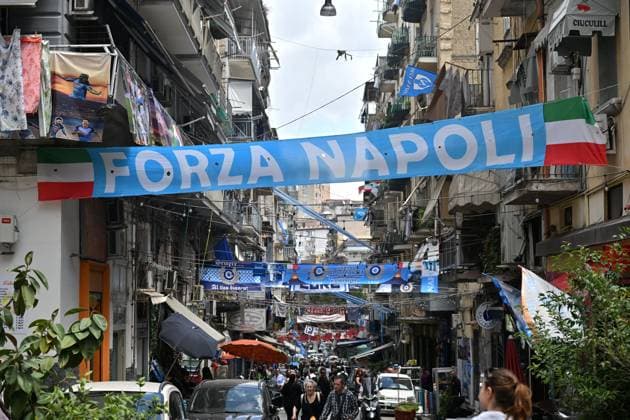 Sport Bilder des Tages Get ready in the historic center for the possible victory of the 4th championship of Napoli football, Italy (Felice De Martino SPP) Copyright: xFelicexDexMartino SPPx spp-en-FeDeMa-DMF_7270