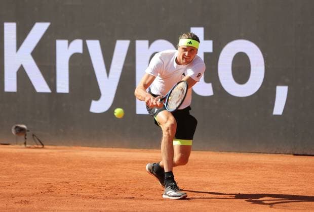 21.05.2025, xcex, GER, Hamburg, Tennis Stadion am Rothenbaum, Tennis, Herren, ATP, Tennis Herren 500 Turnier, Tournament, Bitpanda Hamburg Open 2025, Alexander Zverev (Deutschland) DFL regulations prohibit any use of photographs as image sequences and or quasi-video