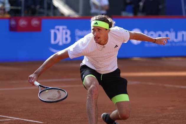 GER, Hamburg, xFSx , ATP, Tennis Herren 500 , Herren Tennistunier Bitpanda Hamburg Open 2025, Achtelfinale 21.05.2025 Alexander Zverev (GER) spielt einen Vorhand *** GER, Hamburg, xFSx , ATP 500 , Mens Tennis Tournament Bitpanda Hamburg Open 2025, Round of 16 21 05 2025 Alexander Zverev GER plays a forehand Copyright: HMBxMedia FernandoxSoares