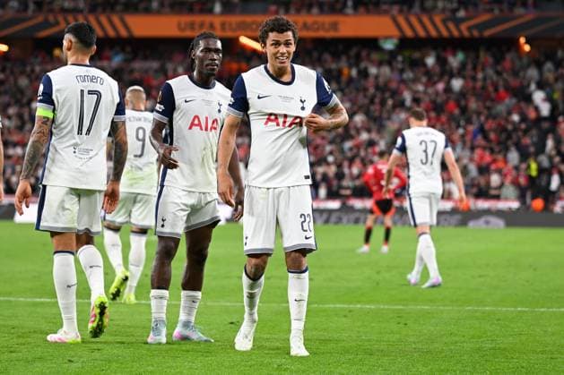 Bilbao, Estadio San Mames, 21.05.25, ESP, Herren, UEFA Europa League Finale 2025, Saison 2024-2025, Tottenham Hotspur - Manchester United, ManU Bild: Brennan JOHNSON (Tottenham) jubelt nach seinem Tor zum 1:0 UEFA regulations prohibit any use of photographs as image sequences and or quasi-video. Bizkaia Spanien