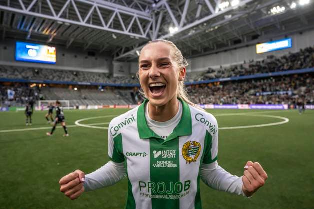250521 Hammarbys Ellen Wangerheim jublar efter finalen i Svenska Cupen mellan Hammarby och IFK Norrköping den 21 maj 2025 i Stockholm. Copyright: MAXIMxTHORE BB250521MT140