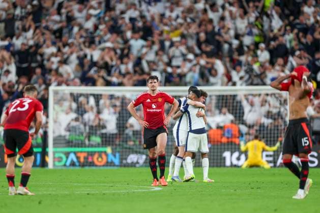 Tottenham Hotspur FC v Manchester United, ManU FC Manchester United defender Harry Maguire (5) dejected after defeat 0-1 during the Tottenham Hotspur FC v Manchester United FC UEFA Europa League Final at the Estadio de San MamÃ s, Bilbao, Biscay, Spain on 21 May 2025 Credit: Phil Duncan Every Second Media Editorial use only. All images are copyright Every Second Media Limited. No images may be reproduced without prior permission. Copyright: xIMAGO EveryxSecondxMediax ESM-1482-0027 PhilxDuncanx xEveryxSecondxMediax