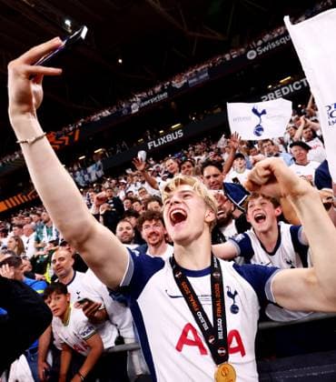Timo Werner of Tottenham Hotspur celebrates. Tottenham Hotspur v Manchester United, ManU Europa League Final, Football, San Mames Stadium, Bilbao, Spain - 21 May 2025 EDITORIAL USE ONLY No use with unauthorised audio, video, data, fixture lists, club league logos or live services. Online in-match use limited to 120 images, no video emulation. No use in betting, games or single club league player publications. Copyright: xJamesxMarsh Shutterstockx 15312890hb