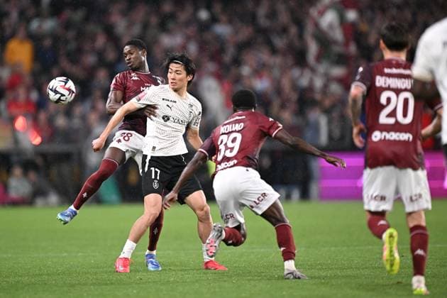 FC Metz v Stade de Reims - Playoffs Ligue 1 McDonald s Ligue 2 BKT 2024 2025, first leg 38 Sadibou SANE (fcm) - 17 Keito NAKAMURA (sdr) during the playoffs match between Metz and Reims at Stade Saint-Symphorien on May 21, 2025 in Metz, France. Metz France  Copyright: xFEPx 776325767