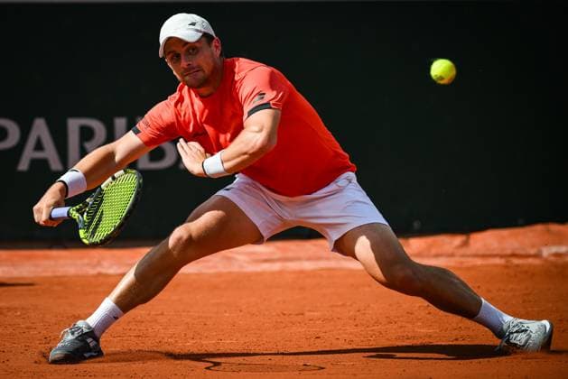 May 22, 2025, Paris, France, France: Clement TABUR of France during the fourth qualifying day of Roland-Garros 2025, French Open 2025, Grand Slam tennis tournament at Roland-Garros Stadium on May 22, 2025 in Paris, France. Paris France - ZUMAm308 20250522_zsp_m308_004 Copyright: xMatthieuxMirvillex