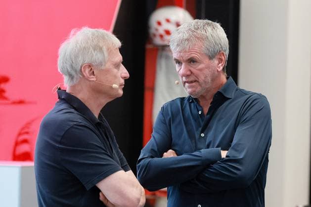 1. FC Köln, FC Talk mit Friedhelm Funkel, 21.05.25, 18.00 Uhr, von links: Michael Reschke, Friedhelm Funkel, Bild: