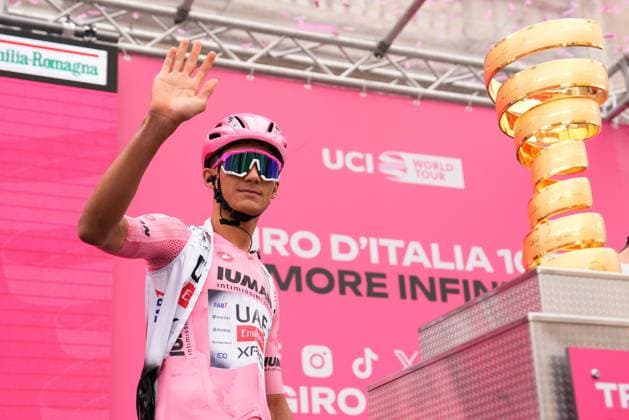 Del Toro Romero Isaac of Uae Team Emirates Xrg pink jersey during the stage 12 of the Giro d™Italia from Modena to Viadana (Oglio-Po), Italy - Thursday, May 22, 2025. - cycling.  Copyright: xFabioxFerrari LaPressex