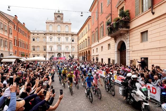 Start of the stage 12 of the Giro d™Italia from Modena to Viadana (Oglio-Po), Italy - Thursday, May 22, 2025. - cycling.  Copyright: xMassimoxPaolone LaPressex