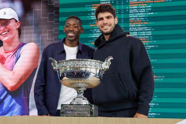 May 22, 2025, Paris, Paris, France: Ousman Dembele (PSG football player), and Carlos Alcaraz, Gilles Moretton during the draw of the tennis Grand Slam of Roland Garros 2025, at Roland Garros Stadium - on May 22 2025.Paris - France Paris France - ZUMAb253 20250522_zsp_b253_055 Copyright: xLoicxBaratouxx