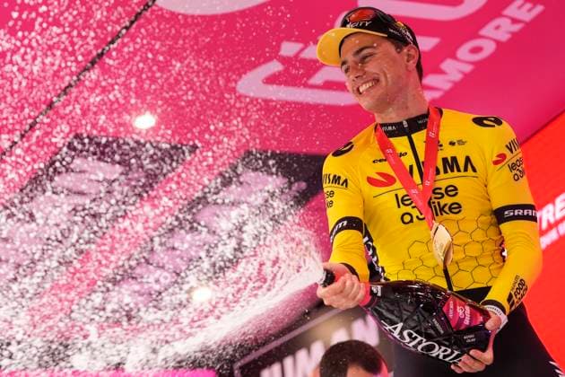 Kooij Olav of Team Visma Lease A Bike, during the awards ceremony at the stage 12 of the Giro d™Italia from Modena to Viadana (Oglio-Po), Italy - Thursday, May 22, 2025. - cycling.  Copyright: xFabioxFerrari LaPressex