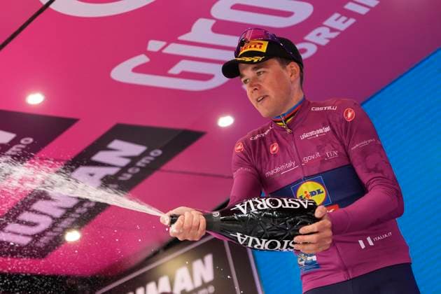 Pedersen Mads of Lidl-Trek, during the awards ceremony at the stage 12 of the Giro d™Italia from Modena to Viadana (Oglio-Po), Italy - Thursday, May 22, 2025. - cycling.  Copyright: xFabioxFerrari LaPressex