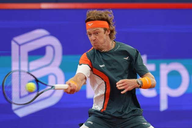 GER, Hamburg, xFSx , ATP, Tennis Herren 500 , Herren Tennistunier Bitpanda Hamburg Open 2025, Viertelfinale , 22.05.2025 Andrey Rublev (RUS) spielt einen Vorhand Copyright: HMBxMedia FernandoxSoares