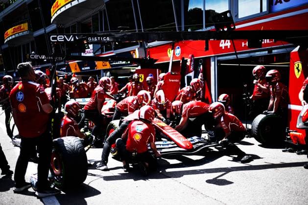 Of The Team Scuderia Ferrari HP, Ferrari SF-25,Practice Pit Stop In Pit lane,During Fia Formula One World Championship, WM, Weltmeisterschaft F1 Monaco Grand Prix 2025, 22 May In Monte Carlo , Monaco  Copyright: xLucaxBarsali IPAxSportx xipa-agency.netx xx IPA_58115765 IPA_Agency_IPA58115765