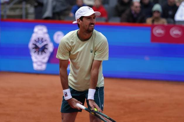 GER, Hamburg, xFSx , ATP, Tennis Herren 500 , Herren Tennistunier Bitpanda Hamburg Open 2025, Halbfinale ,Herren Doppel , 23.05.2025 Andres Molteni (ARG) macht einen Aufschlag Copyright: HMBxMedia FernandoxSoares