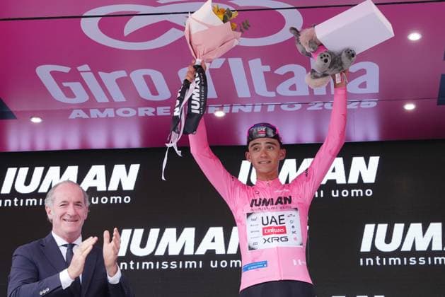 Del Toro Romero Isaac of Uae Team Emirates Xrg pink jersey on the podium during the stage 13 of the Giro d™Italia from Rovigo to Vicenza, Italy - Friday, May 23, 2025. - cycling.  Copyright: xGianxMattiaxD Alberto LaPressex