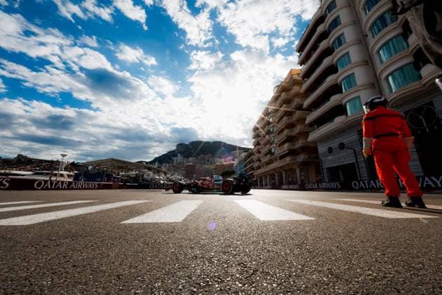 Sport Bilder des Tages Formula 1 TAG Heuer Grand Prix de Monaco 2025 Alexis Perrin OVERTAKE MAXPPP - 23 05 2025 16 LECLERC Charles (mon), Scuderia Ferrari, action during the Formula 1 TAG Heuer Grand Prix de Monaco 2025, the 8th round of the 2025 FIA Formula 1 World Championship, WM, Weltmeisterschaft on the Circuit de Monaco from May 22 to 25, 2025, in Monte Carlo, Monaco - F1 Grand Prix Of Monaco  Copyright: xOVERTAKE MAXPPPxAlexisxPerrinx OVT202505230377 OVT202505230377