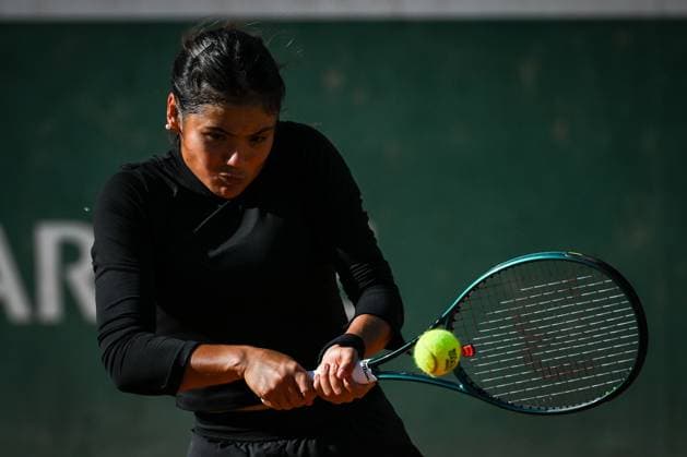May 23, 2025, Paris, France, France: Emma RADUCANU of Great Britain during a training session of Roland-Garros 2025, French Open 2025, Grand Slam tennis tournament at Roland-Garros Stadium on May 23, 2025 in Paris, France. Paris France - ZUMAm308 20250523_zsp_m308_029 Copyright: xMatthieuxMirvillex