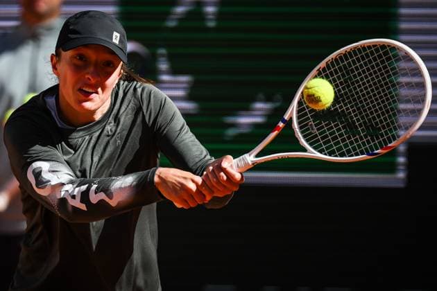 May 23, 2025, Paris, France, France: Iga SWIATEK of Poland during a training session of Roland-Garros 2025, French Open 2025, Grand Slam tennis tournament at Roland-Garros Stadium on May 23, 2025 in Paris, France. Paris France - ZUMAm308 20250523_zsp_m308_044 Copyright: xMatthieuxMirvillex