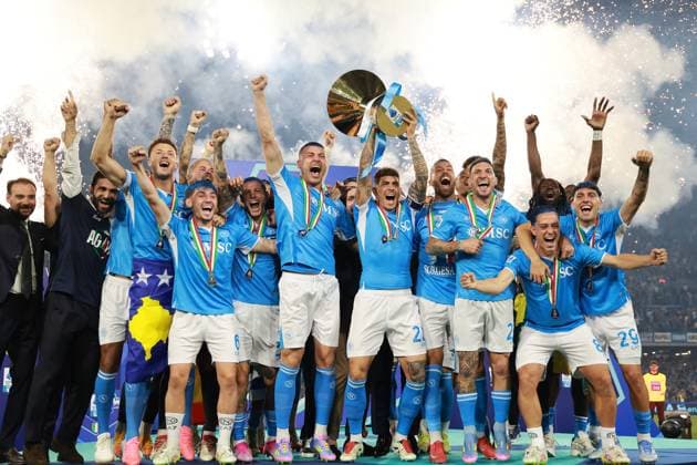 Sport Themen der Woche KW21 Sport Bilder des Tages SSC Napoli players celebrate with the trophy of the italian championship 2024 2025 at Diego Armando Maradona stadium in Naples (Italy), May 23, 2025 cesarexpurini