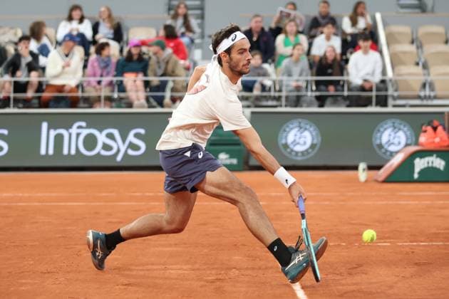 ROLAND GARROS 2025 Thierry Larret MAXPPP - PARIS (75) 24 05 2025 Thierry Larret Maxppp. Tennis. Roland Garros 2025. Internationaux de France de tennis. Stade Roland Garros, Paris (75). Le 24 mai 2025. Entrainement Lorenzo MUSETTI vs Lorenzo SONEGO Tennis. Roland Garros 2025. French Open tennis tournament. Roland Garros Stadium, Paris (75) PARIS (75) STADE ROLAND GARROS PARIS ILE DE FRANCE FRANCE  Copyright: xMAXPPPxThierryxLarretx TLR202505242101 TLR202505242101