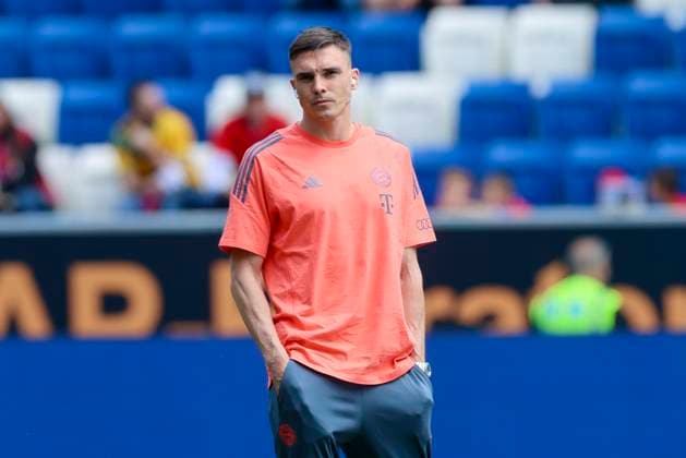 Joao Palhinha (FC Bayern Muenchen) schaut, Bundesliga, TSG 1899 Hoffenheim v FC Bayern München, PreZero-Arena am 17. May 2025 in Sinsheim, Deutschland. (Foto von Marco Steinbrenner DeFodi Images) Joao Palhinha (FC Bayern Muenchen) looks on, Bundesliga, TSG 1899 Hoffenheim v FC Bayern München, PreZero-Arena, May 17, 2025 in Sinsheim, Germany. (Photo by Marco Steinbrenner DeFodi Images) DFL regulations prohibit any use of photographs as image sequences and or quasi-video.