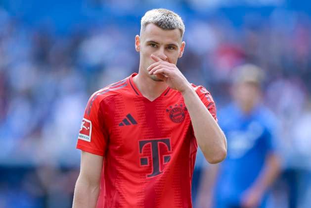 Gabriel Vidovic (FC Bayern Muenchen) schaut, Bundesliga, TSG 1899 Hoffenheim v FC Bayern München, PreZero-Arena am 17. May 2025 in Sinsheim, Deutschland. (Foto von Marco Steinbrenner DeFodi Images) Gabriel Vidovic (FC Bayern Muenchen) looks on, Bundesliga, TSG 1899 Hoffenheim v FC Bayern München, PreZero-Arena, May 17, 2025 in Sinsheim, Germany. (Photo by Marco Steinbrenner DeFodi Images) DFL regulations prohibit any use of photographs as image sequences and or quasi-video.