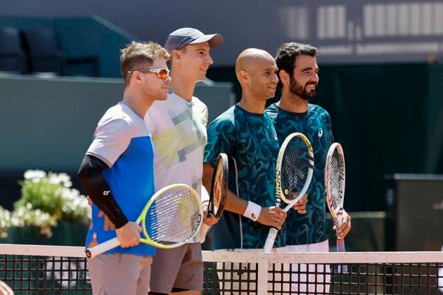 Ariel Behar (URU), Joran Vliegen (BEL), Sadio Doumbia (FRA) und Fabien Reboul (FRA) vor Spielbeginn , Schweiz, Tennis, Gonet Geneva Open ATP, Tennis Herren 250), Final Doppel,2025, Ariel Behar (URU) Joran Vliegen (BEL) vs. Sadio Doumbia (FRA) Fabien Reboul (FRA), 24.05.2025, Parc des Eaux-Vives, Genf, Schweiz Genf Parc des Eaux-Vives Genf Schweiz Copyright: xGrantxHubbsx